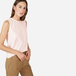 💗 Everlane muscle tank light pink size small